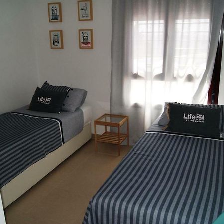 Apartamento Tirma Conil Конил-де-ла-Фронтера Екстериор снимка